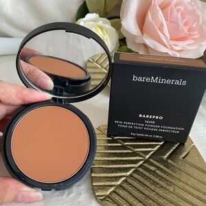 bareMinerals BAREPRO Powder Foundation - Medium Deep 45 Neutral